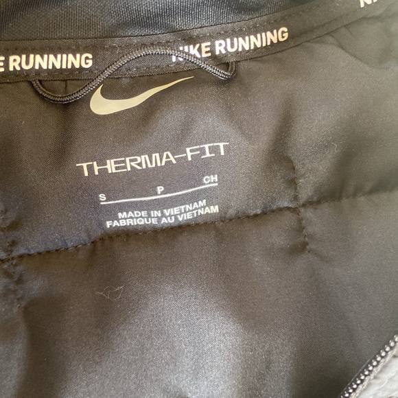 NWT Nike Therma Fit Running Vest - Picture 4 of 5